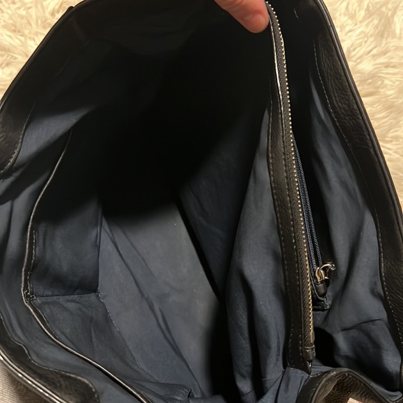 Cole Haan Black Leather shoulder bag - Picture 7 of 10